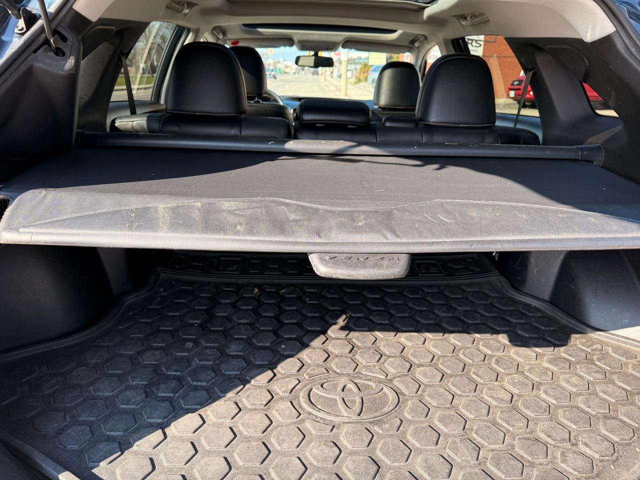 2016 Toyota Venza 4dr Wgn V6 EXL,AWD - Photo #21