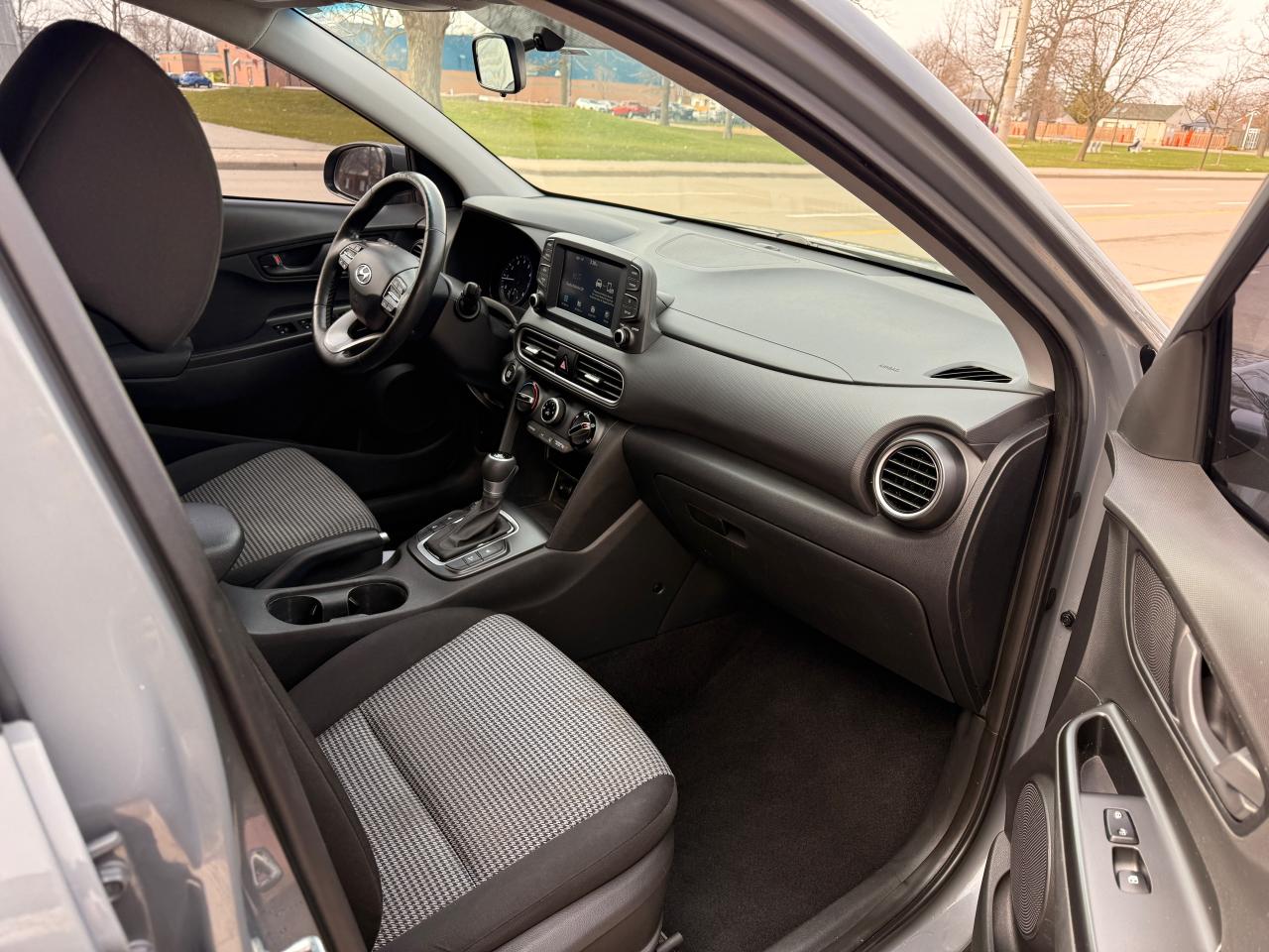 2021 Hyundai KONA 2.0L Preferred FWD - Photo #22