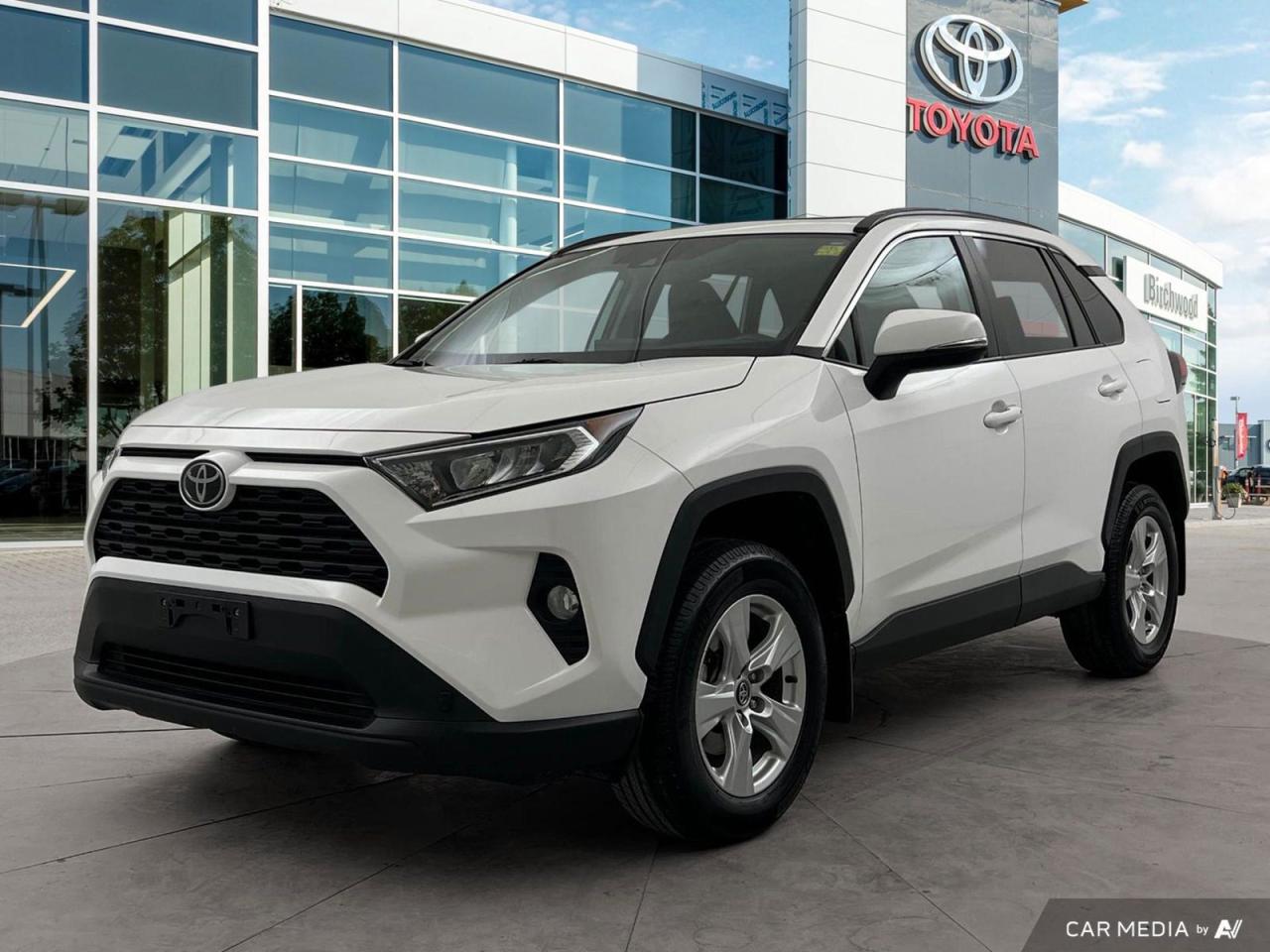 Used 2020 Toyota RAV4 XLE CPO | Local | CarPlay | Moonroof for sale in Winnipeg, MB