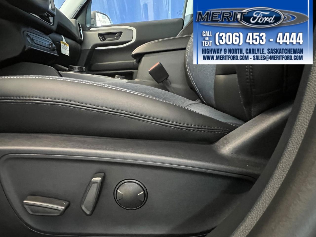 2025 Ford Bronco Sport Outer Banks - Sasquatch ++ Photo5