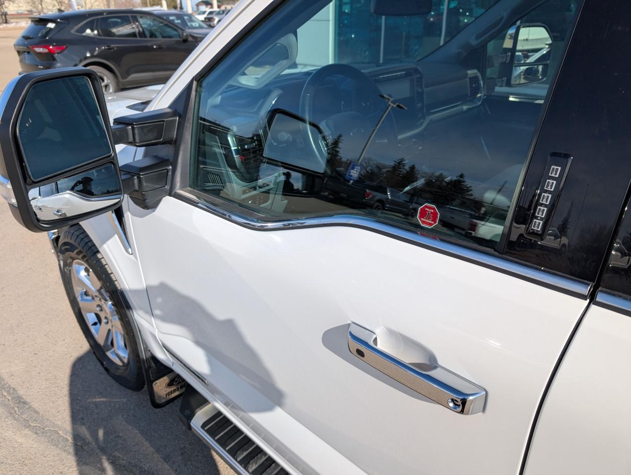 2022 Ford F-150 Lariat Photo5
