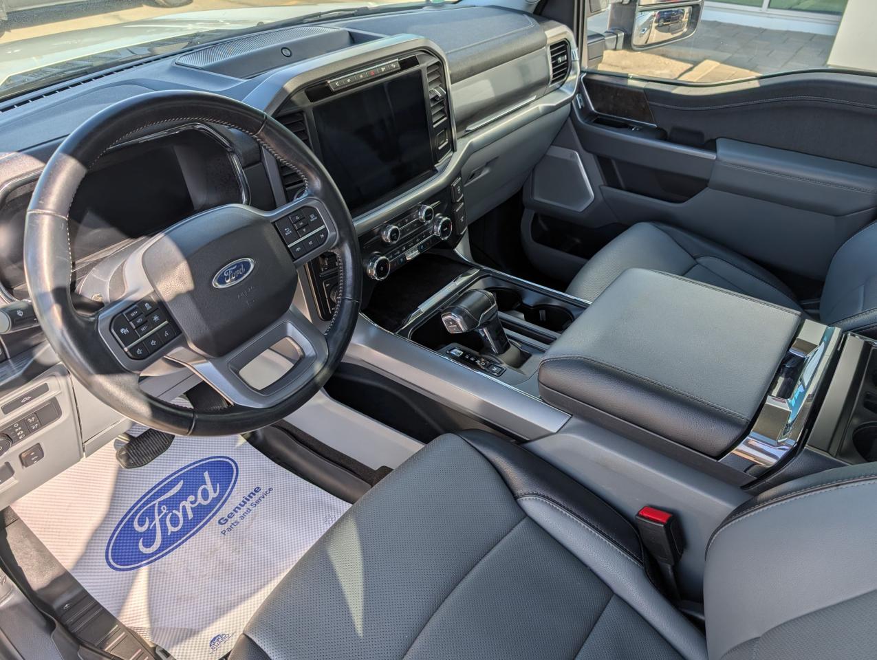2022 Ford F-150 Lariat Photo5