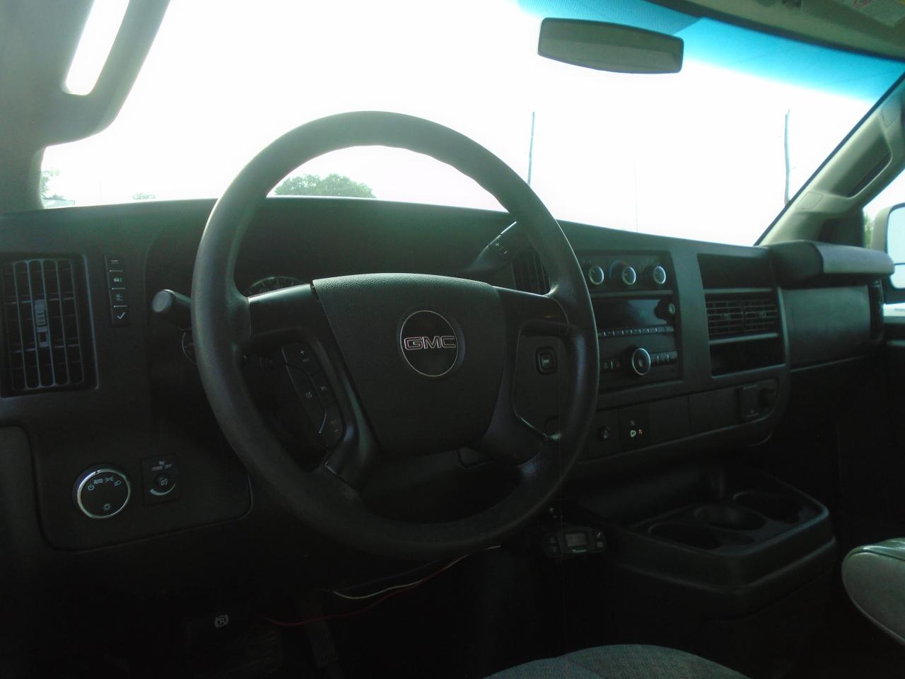 2016 GMC Savana 2500 RWD 2500 135 - Photo #11