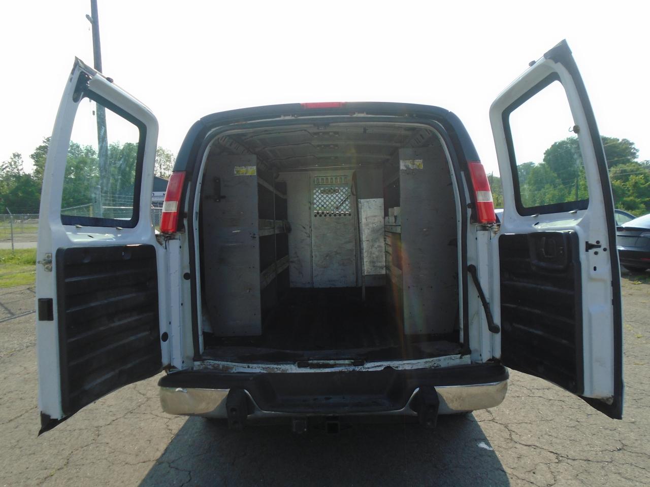 2016 GMC Savana 2500 RWD 2500 135 - Photo #22