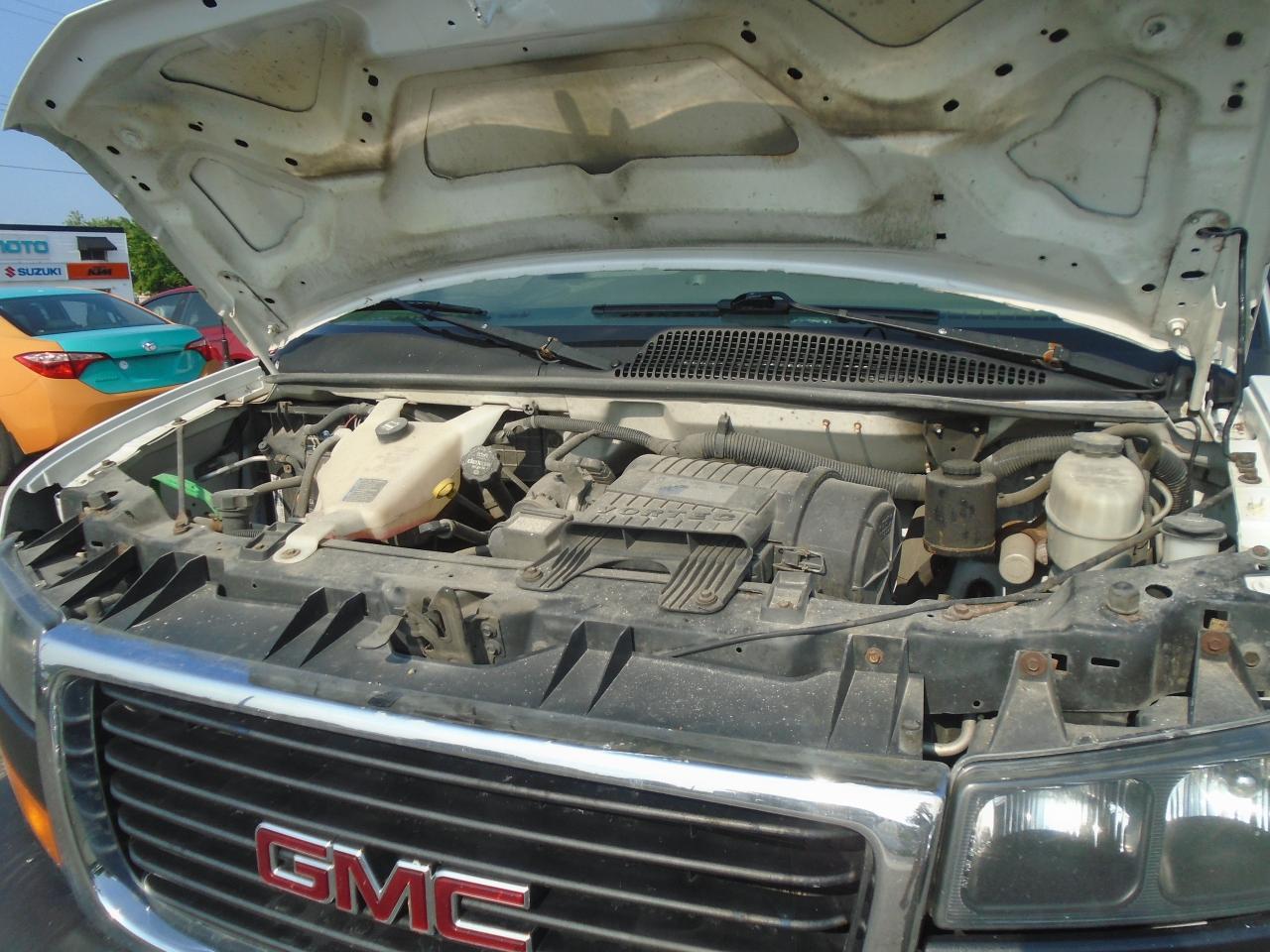 2016 GMC Savana 2500 RWD 2500 135 - Photo #25