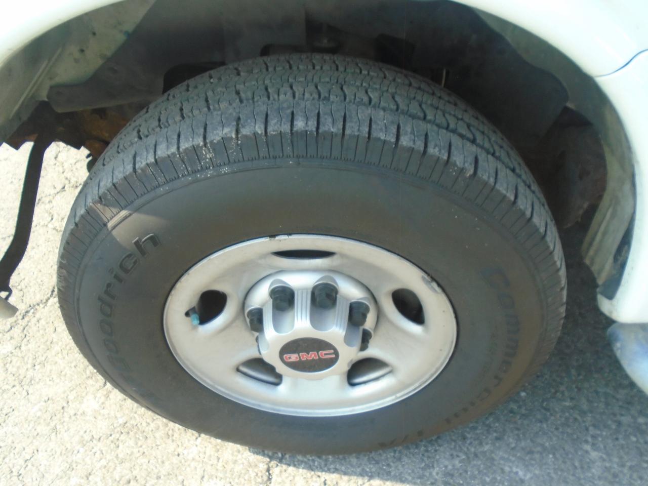 2016 GMC Savana 2500 RWD 2500 135 - Photo #29