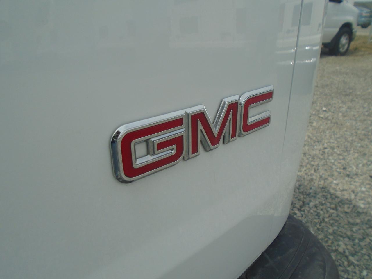2016 GMC Savana 2500 RWD 2500 135 - Photo #31