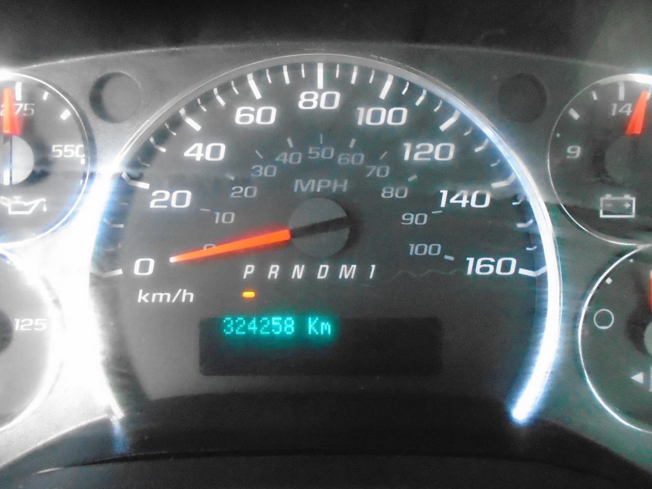 2016 GMC Savana Cargo Van RWD 2500 135 Photo