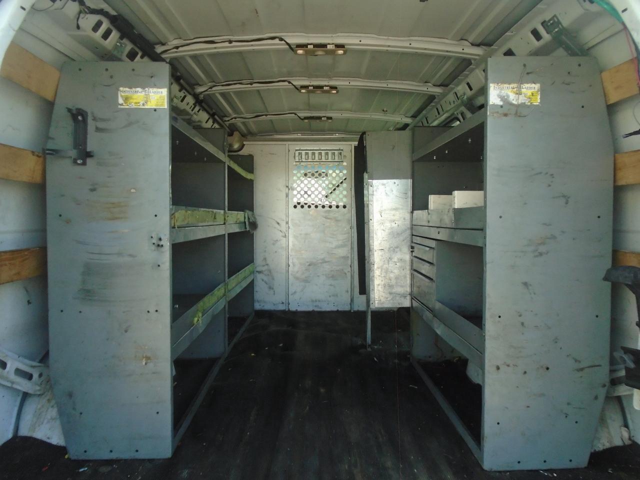 2016 GMC Savana Cargo Van RWD 2500 135 Photo