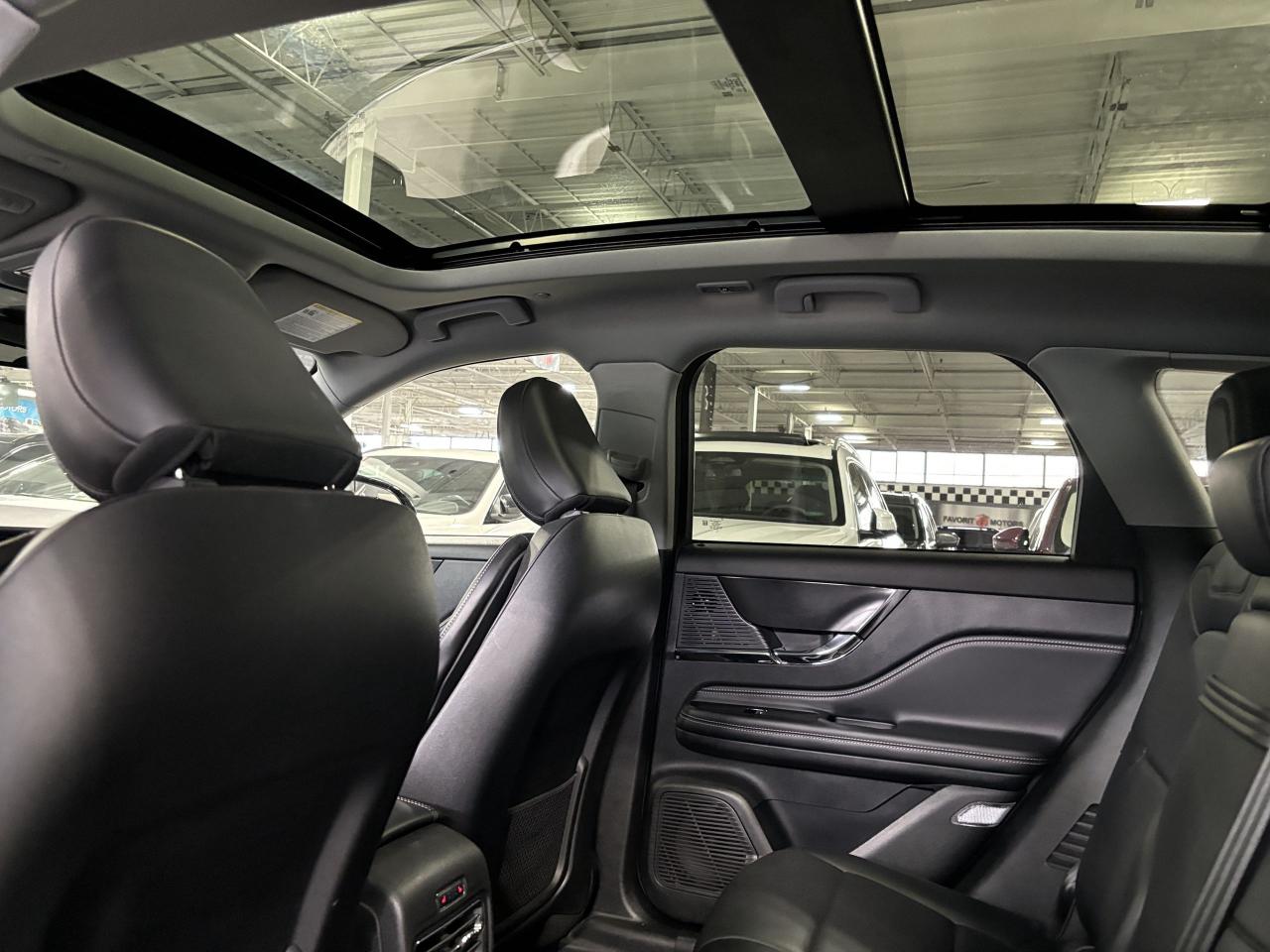 2021 Lincoln Corsair Standard|AWD|NAV|AMBIENT|PANOROOF|LEATHER|ALLOYS|+ - Photo #9