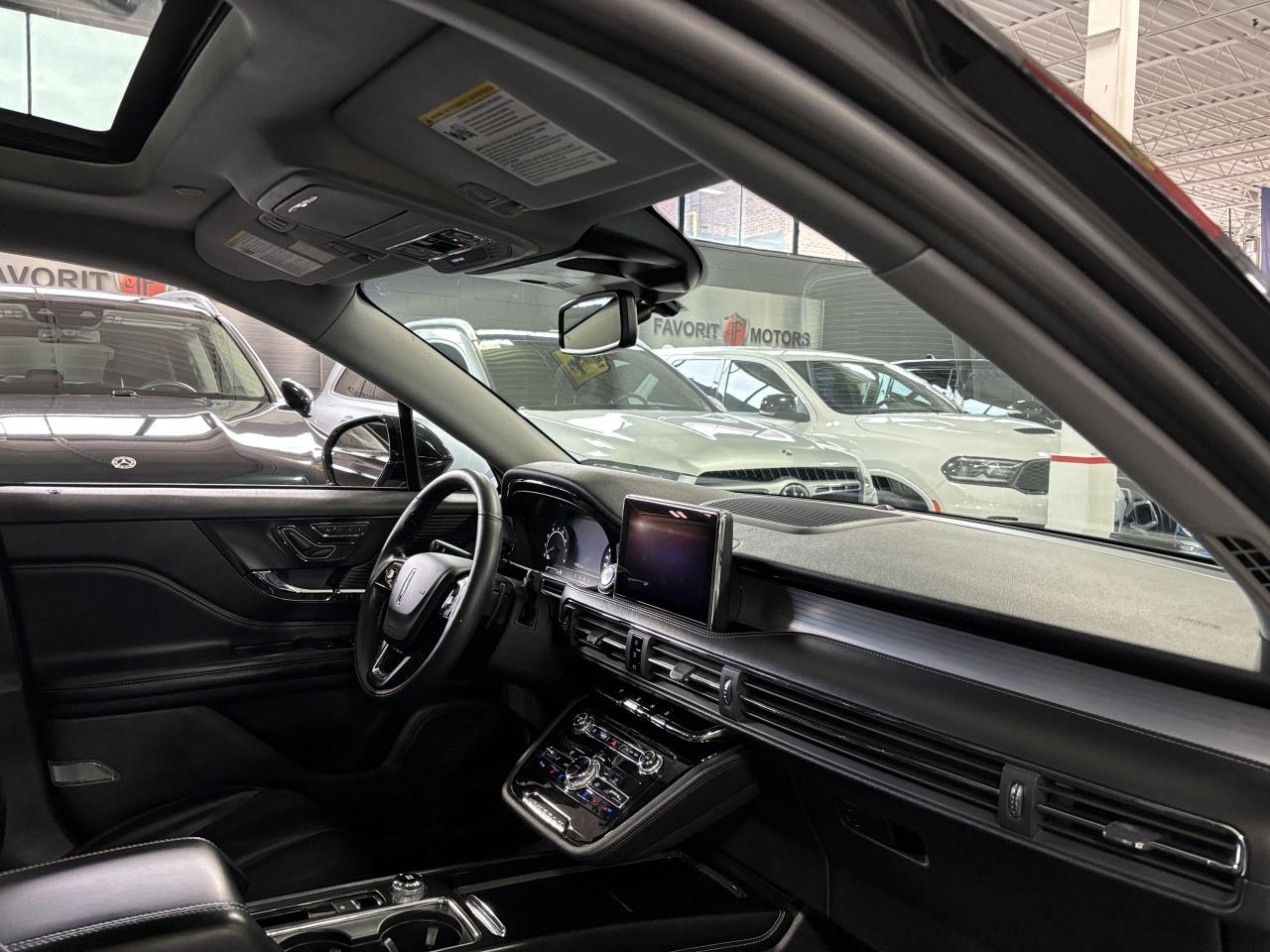2021 Lincoln Corsair Standard|AWD|NAV|AMBIENT|PANOROOF|LEATHER|ALLOYS|+ - Photo #15