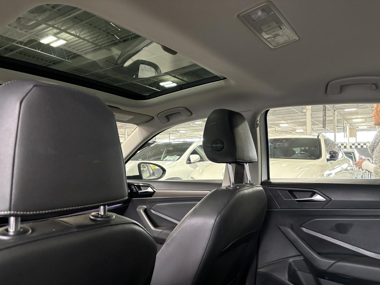 2021 Volkswagen Jetta Execline|NAV|AMBIENT|SUNROOF|LEATHER|HEATEDSEATS|+ - Photo #7