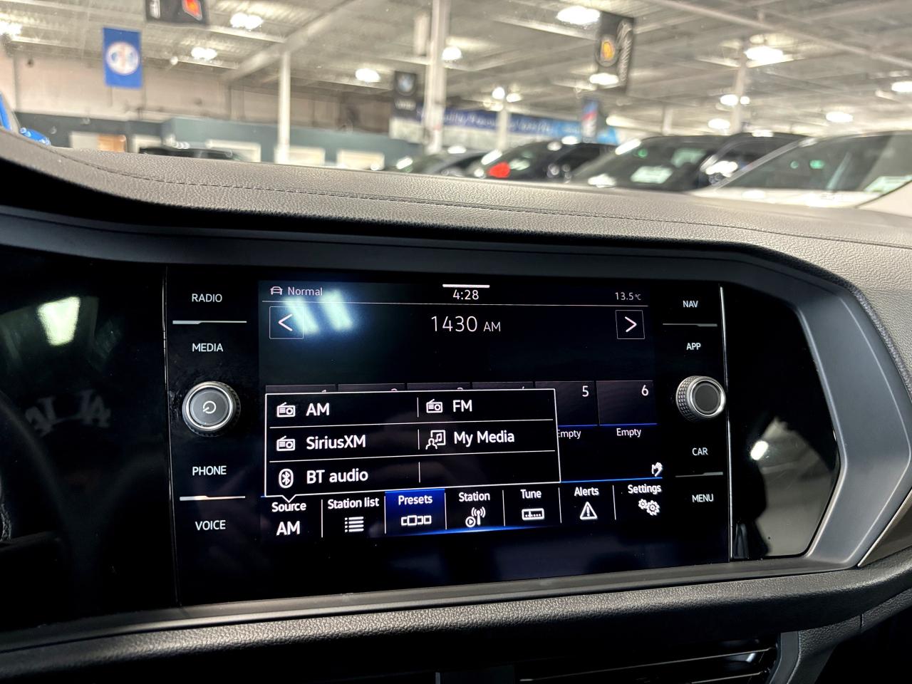 2021 Volkswagen Jetta Execline|NAV|AMBIENT|SUNROOF|LEATHER|HEATEDSEATS|+ - Photo #16