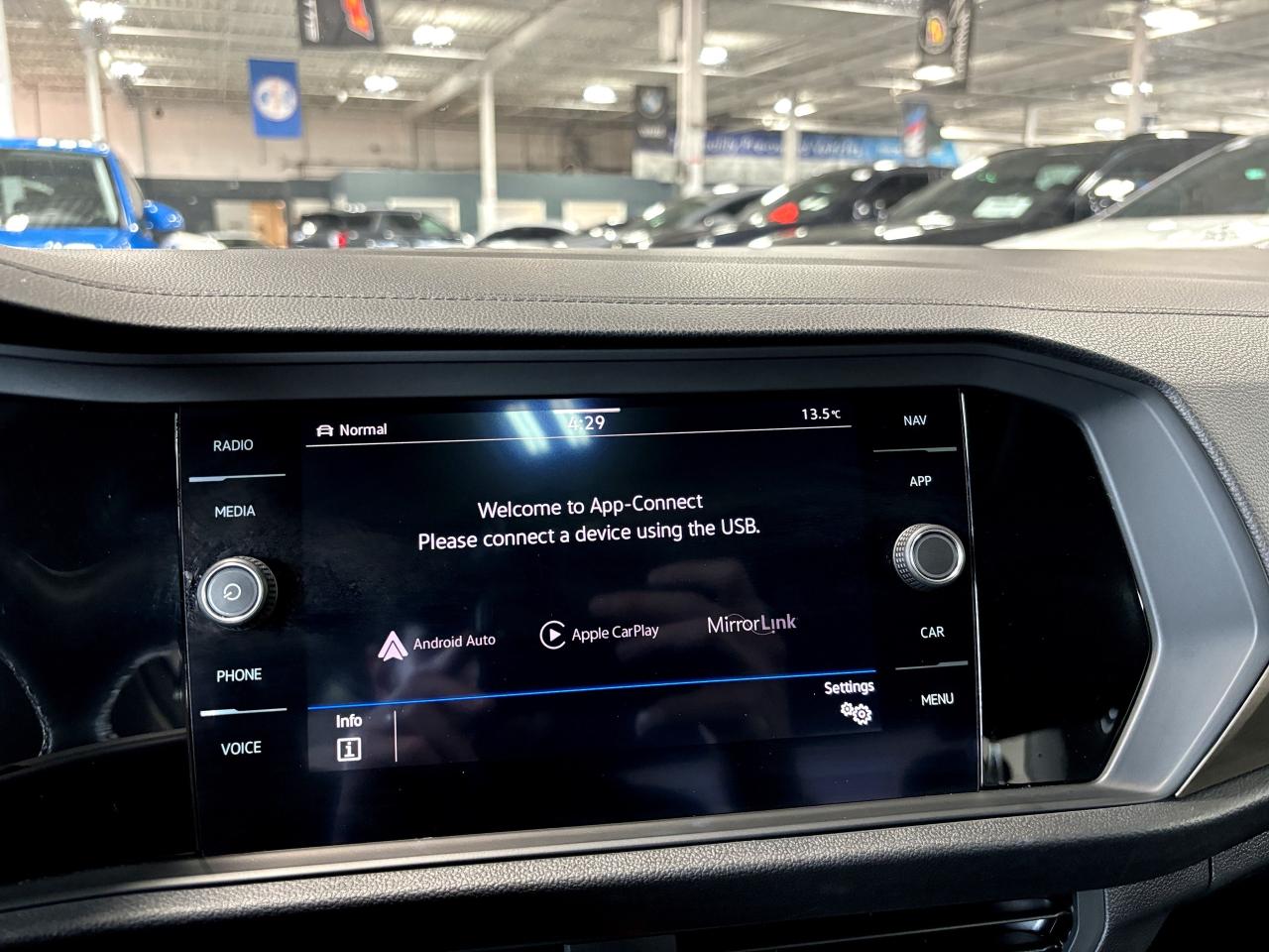 2021 Volkswagen Jetta Execline|NAV|AMBIENT|SUNROOF|LEATHER|HEATEDSEATS|+ - Photo #19