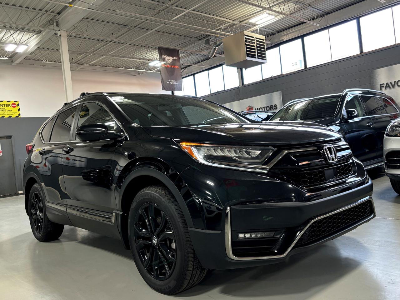 2022 Honda CR-V Black Edition|AWD|NAV|WOOD|PANOROOF|LEATHER|ALLOYS - Photo #2