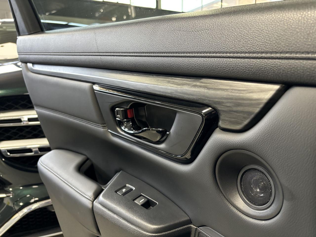 2022 Honda CR-V Black Edition|AWD|NAV|WOOD|PANOROOF|LEATHER|ALLOYS - Photo #10
