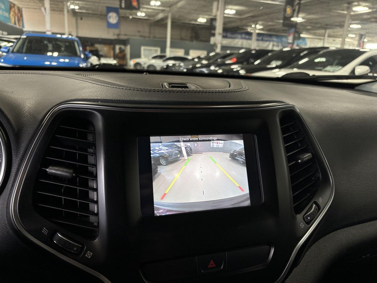 2019 Jeep Cherokee North 4X4|SELECTERRAIN|BACKUPCAMERA|HEATEDMIRRORS| - Photo #15