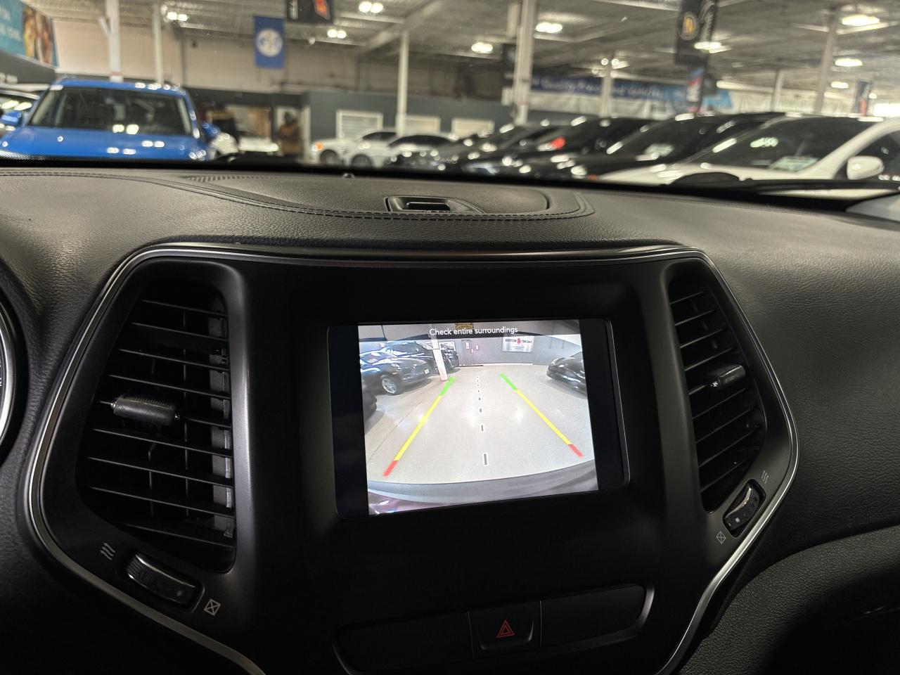 2019 Jeep Cherokee North 4X4|SELECTERRAIN|BACKUPCAMERA|HEATEDMIRRORS| - Photo #15