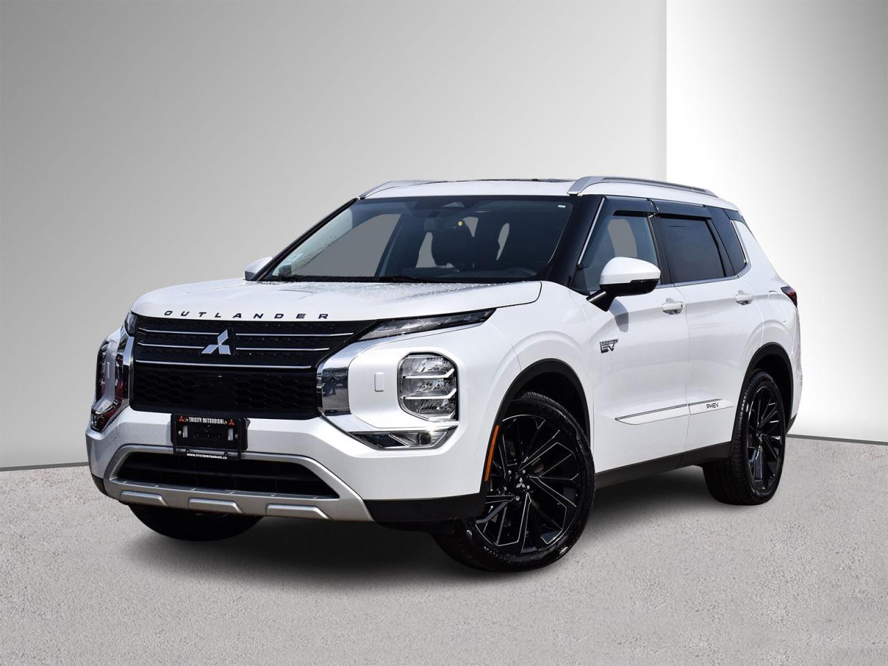 Used 2023 Mitsubishi Outlander Phev SEL - 360 Cameras, Navigation, Sunroof for sale in Coquitlam, BC