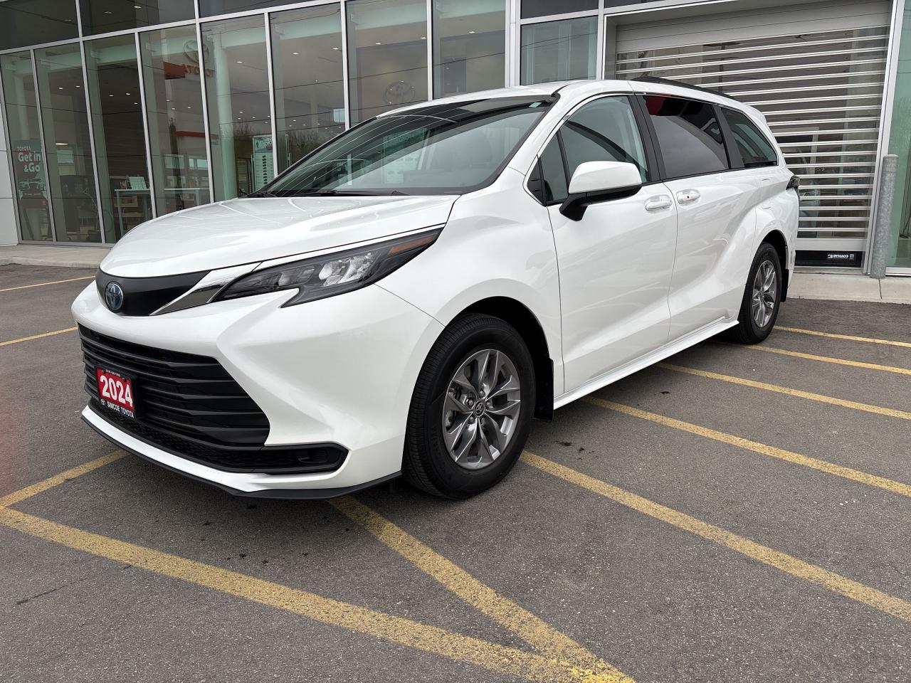 Used 2024 Toyota Sienna LE AWD for sale in Simcoe, ON