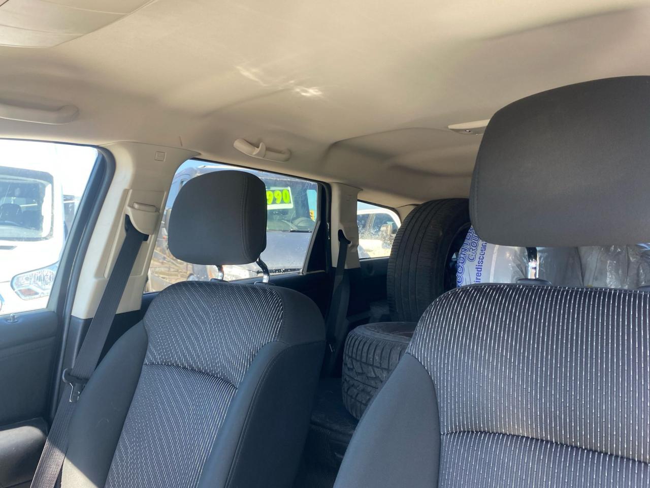 2011 Dodge Journey Crew Photo3