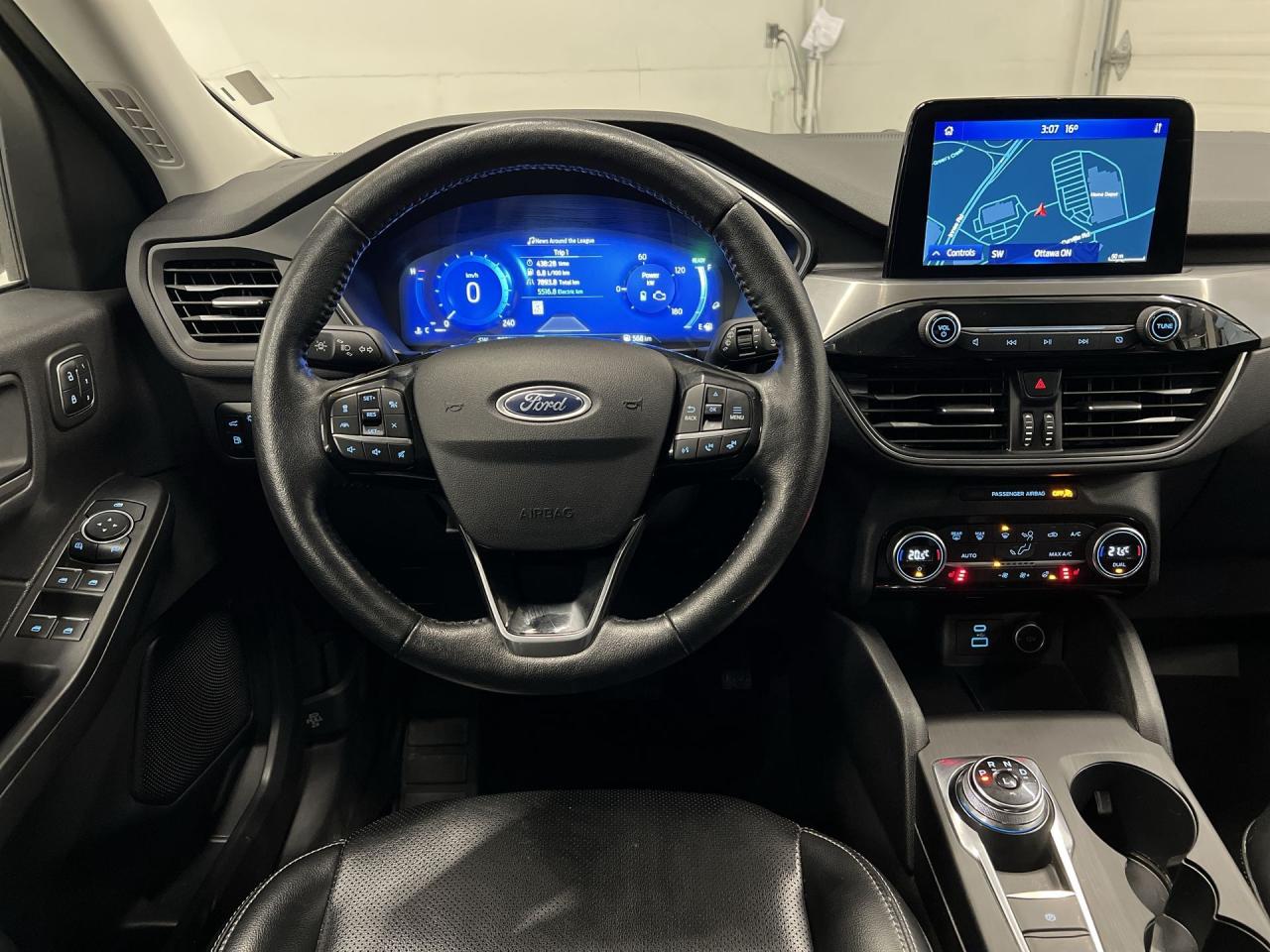 2021 Ford Escape TITANIUM HYBRID AWD | HTD LEATHER | REMOTE START Photo