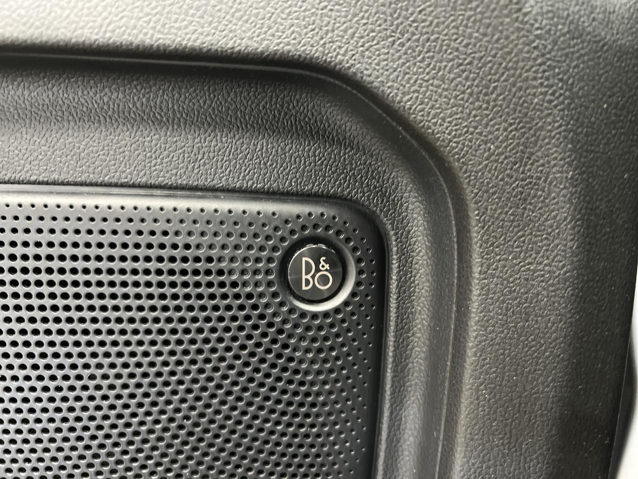 2021 Ford Escape TITANIUM HYBRID AWD | HTD LEATHER | REMOTE START Photo