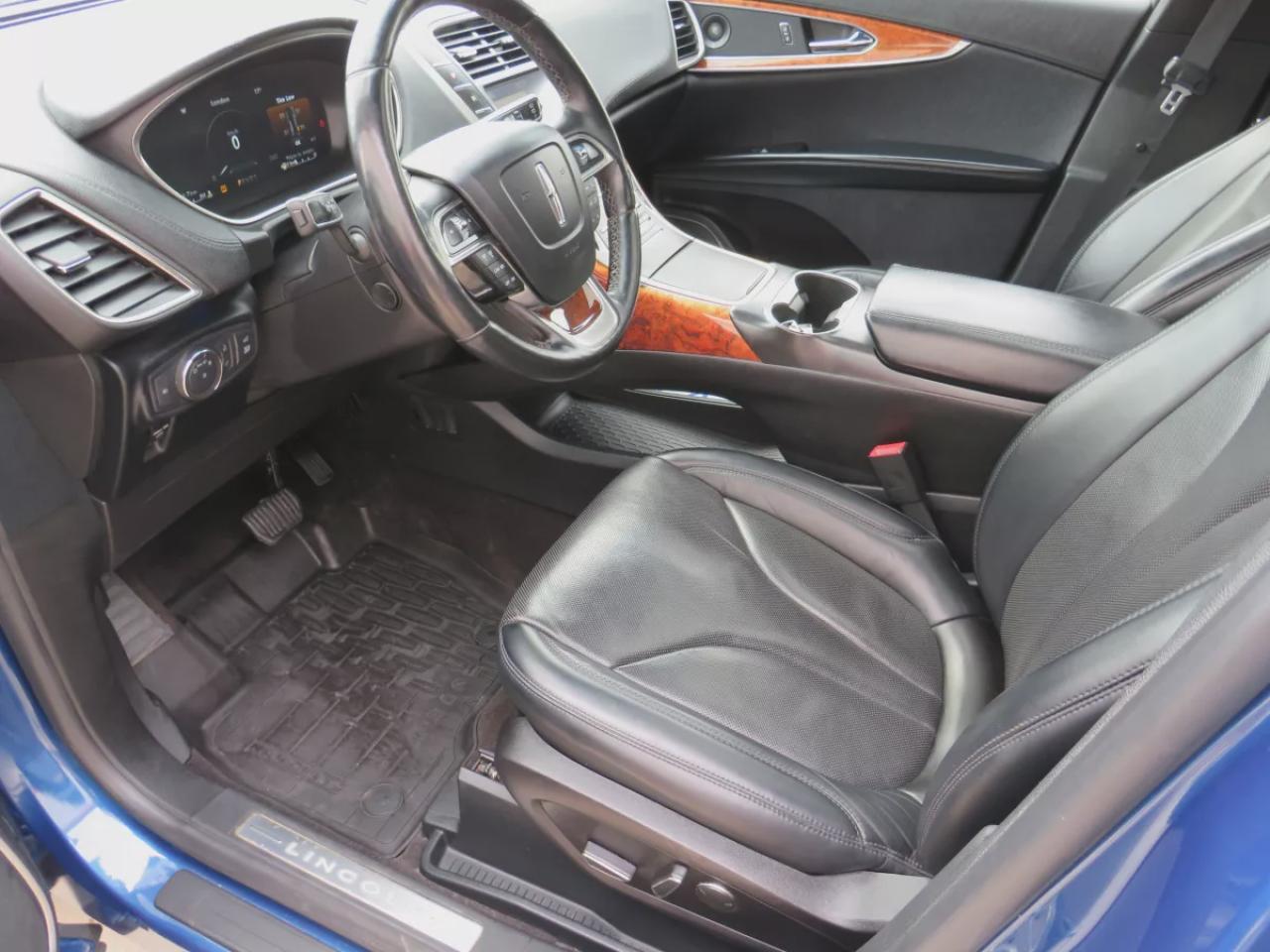 2020 Lincoln Nautilus Reserve (**CLEAN TITLE/NO ACCIDENTS**SAFETY/CERTIFIED**EXCELLENT TIRES**AWD**ALLOY RIMS**FOG LIGHTS**NAVIGATION**PUSH BUTTON START**REVERSE CAMERA**LEATHER**HEATED SEATS**POWER SEATS**SUNROOF**DIGITAL TOUCH SC REEN*LEATHER WRAPPED STEERING WHEEL**DUAL CLI Photo3