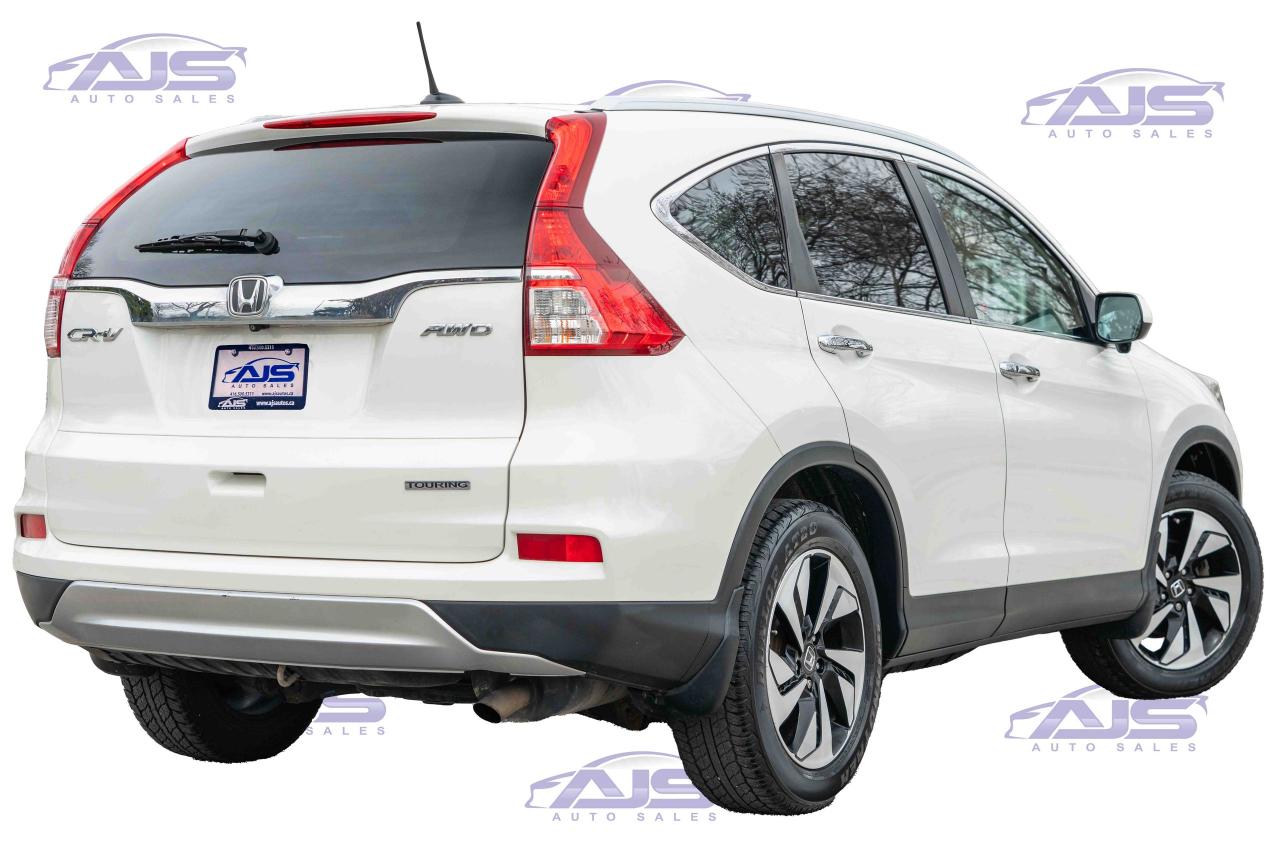 2016 Honda CR-V Touring - Photo #3
