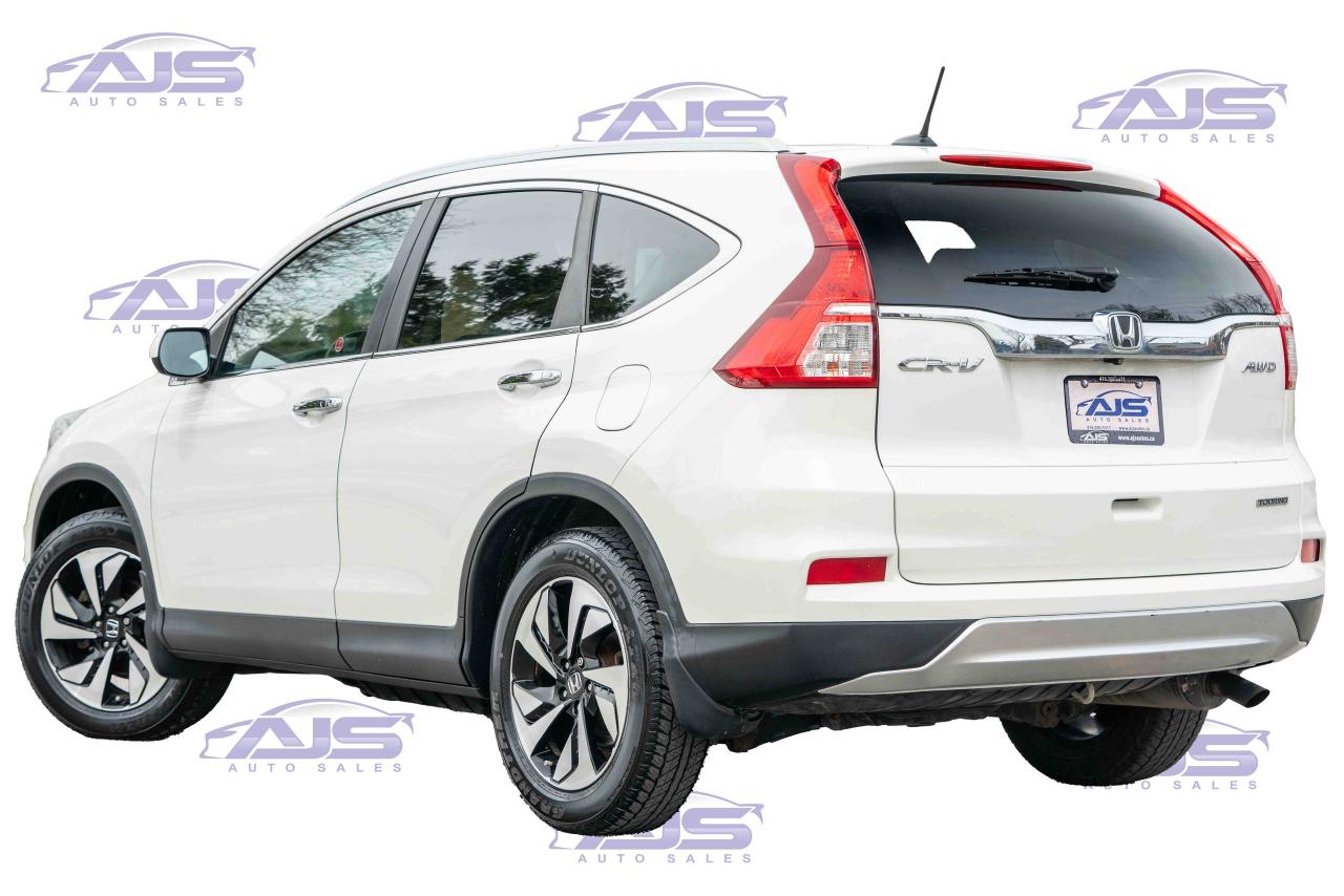 2016 Honda CR-V Touring - Photo #4