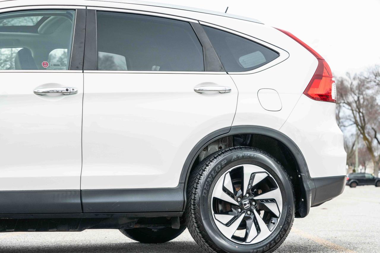 2016 Honda CR-V Touring - Photo #17