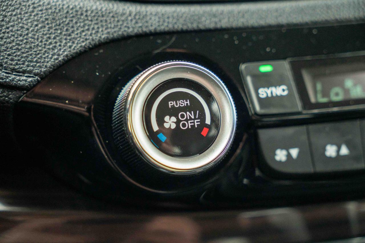 2016 Honda CR-V Touring - Photo #46