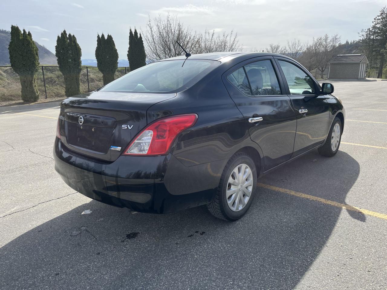 2012 Nissan Versa 1.6 SL Sedan - Photo #4