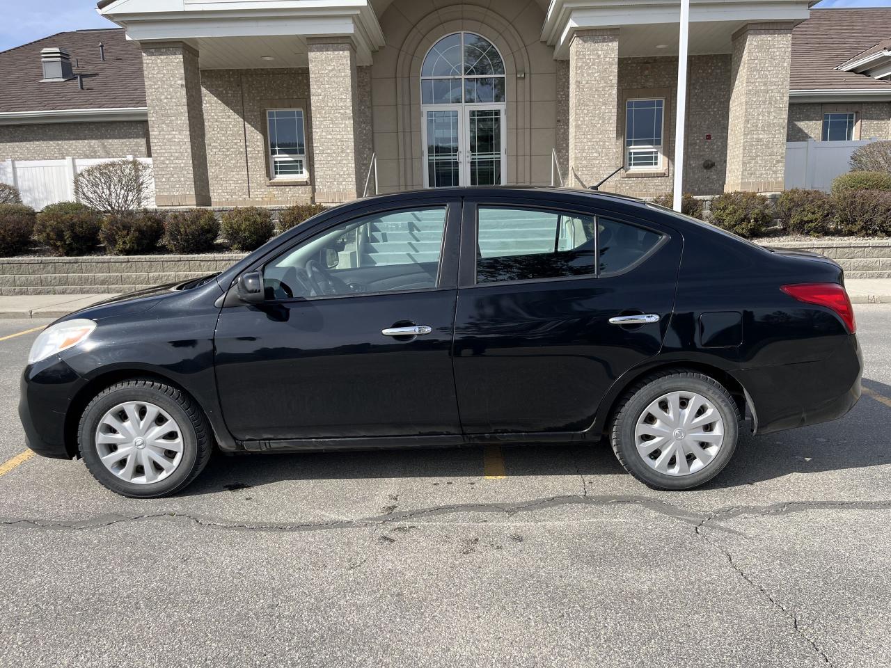 2012 Nissan Versa 1.6 SL Sedan - Photo #2