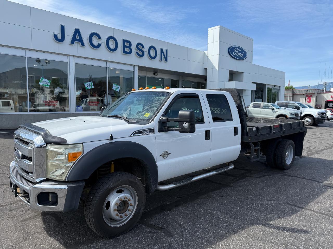 Used 2014 Ford F-550 Super Duty DRW XLT for sale in Salmon Arm, BC