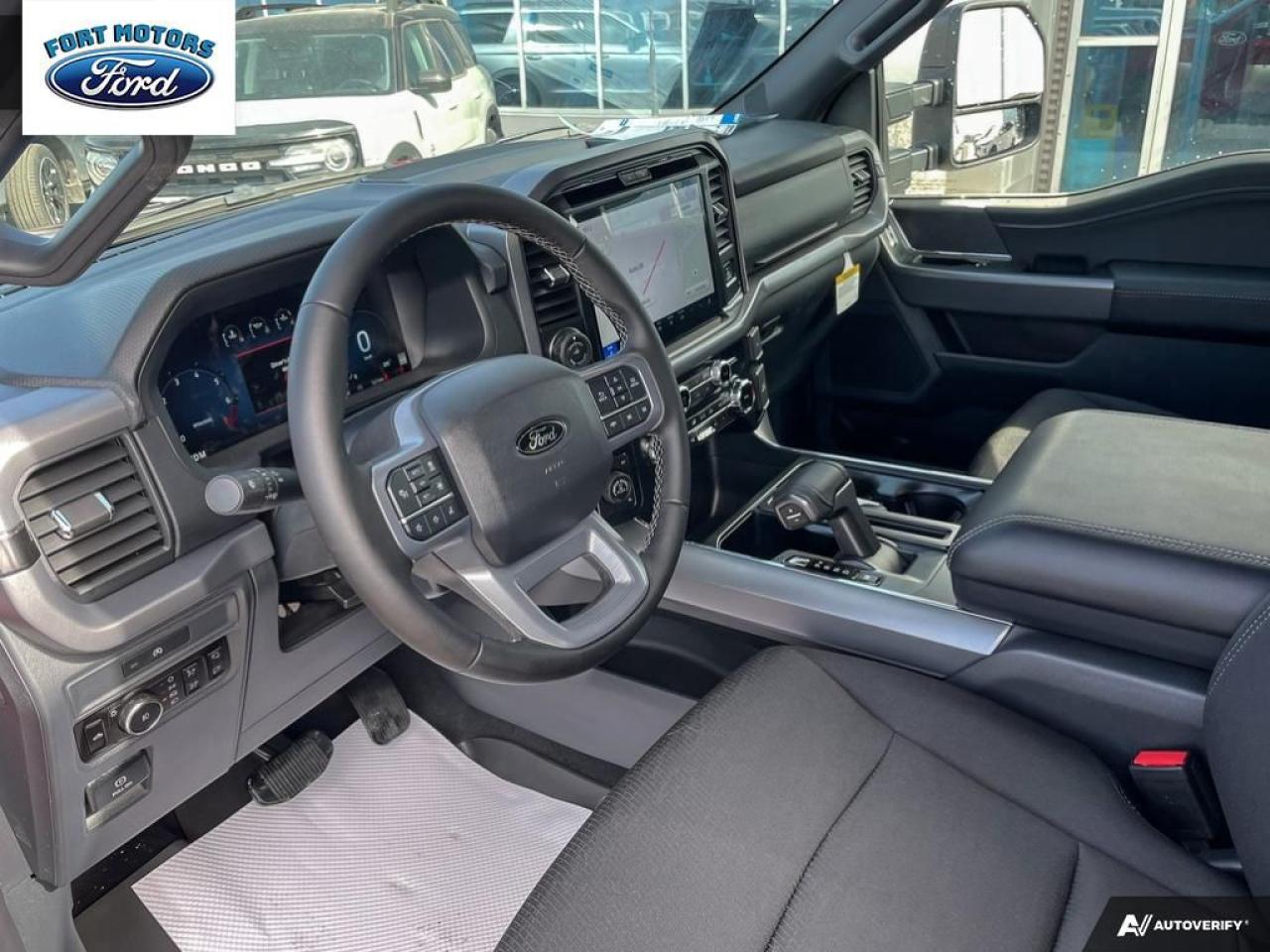 2025 Ford F-150 XLT Photo5