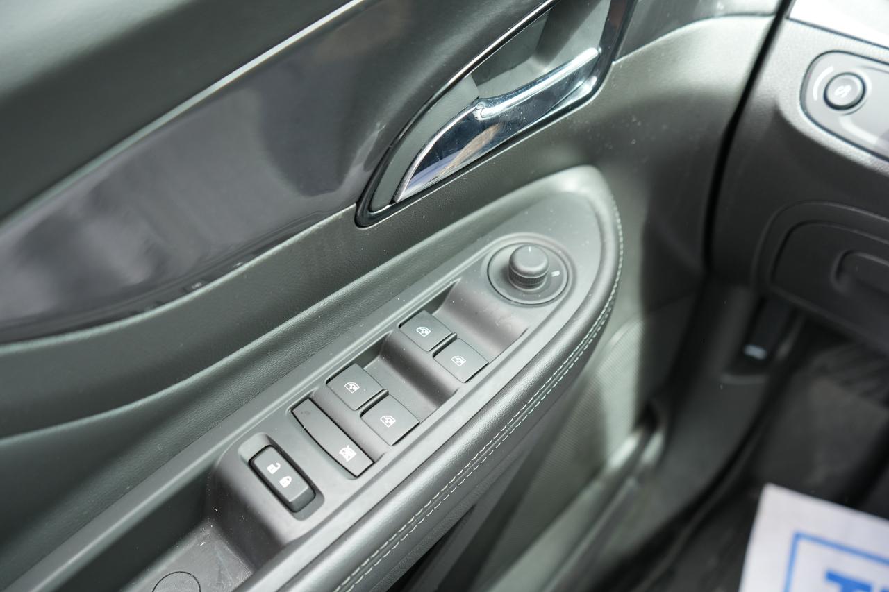 2019 Buick Encore Essence Photo45