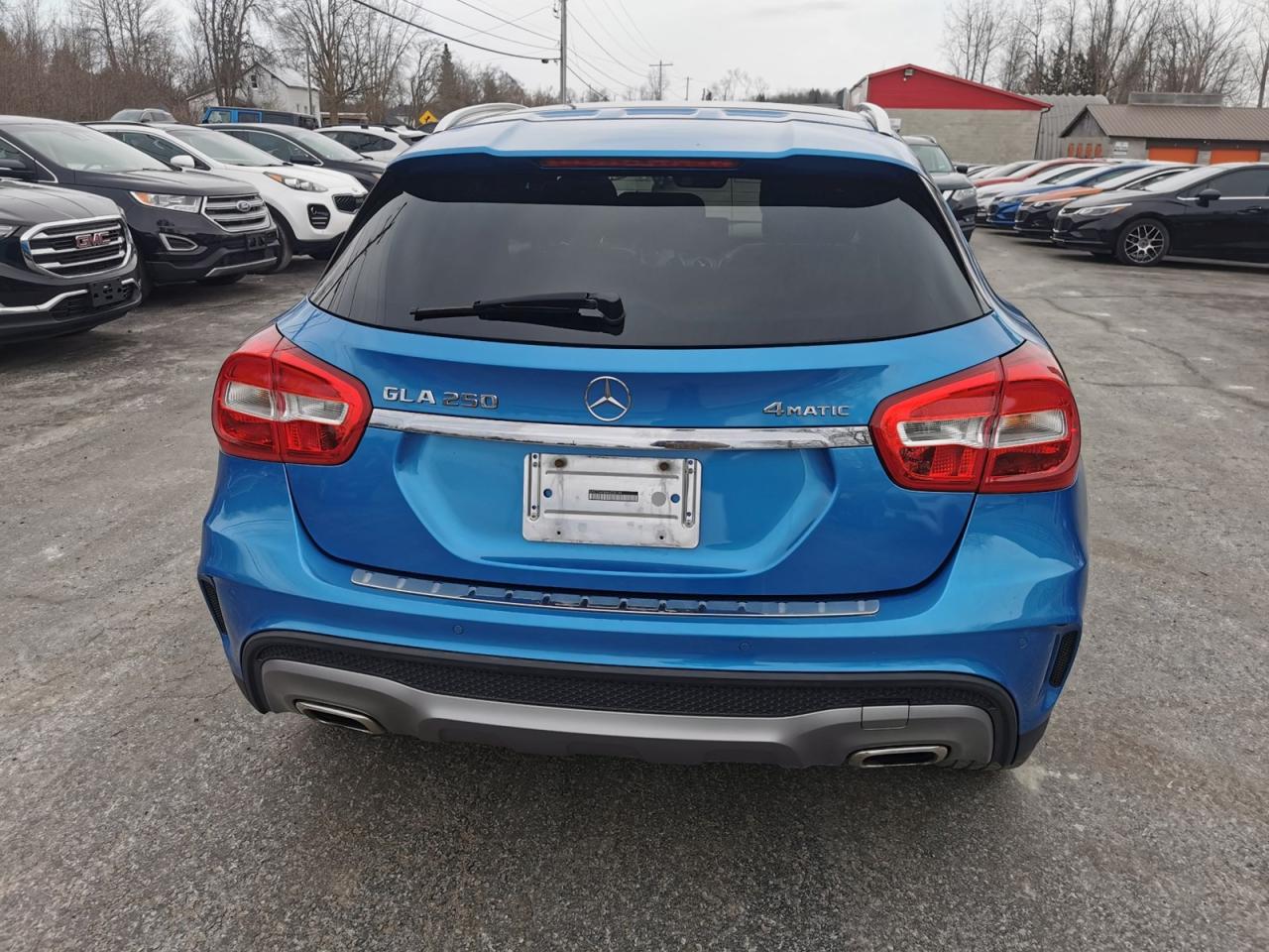 2017 Mercedes-Benz GLA  - Photo #6