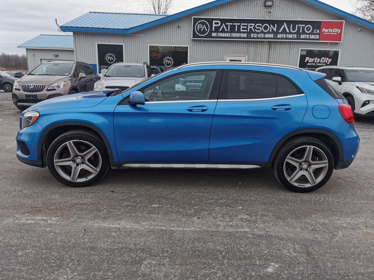 2017 Mercedes-Benz GLA  - Photo #8