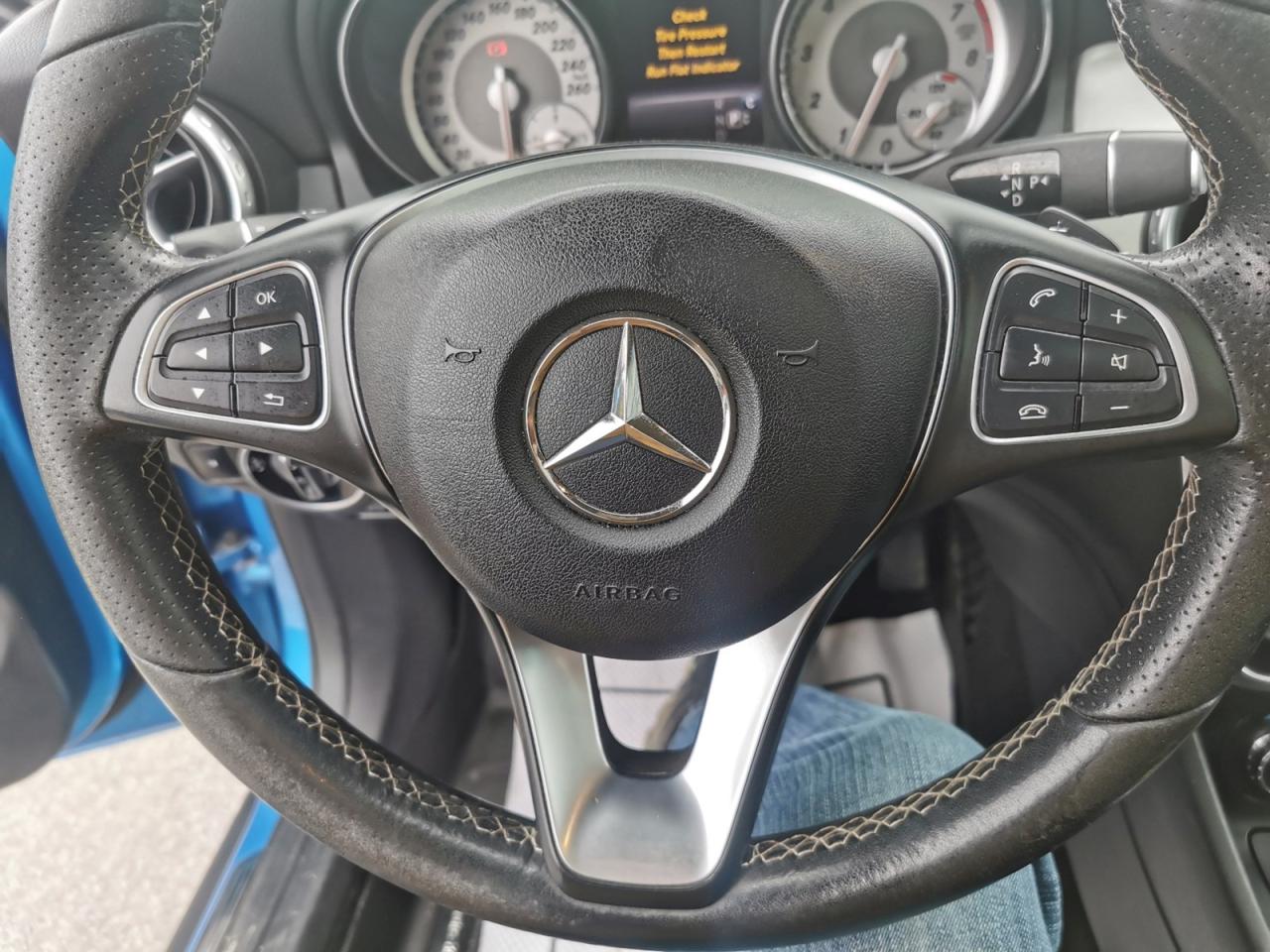 2017 Mercedes-Benz GLA  - Photo #17