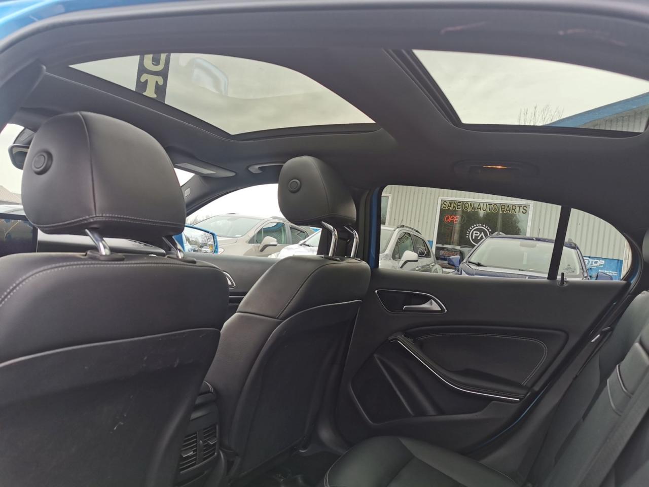 2017 Mercedes-Benz GLA  - Photo #28