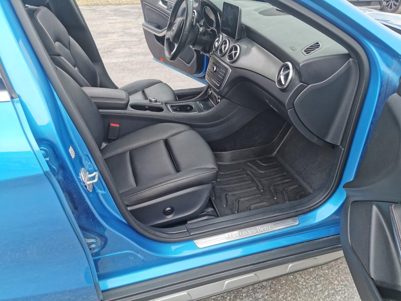 2017 Mercedes-Benz GLA  - Photo #30