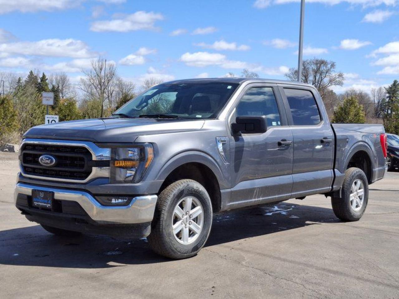 Used 2023 Ford F-150 XLT Crew 4X4 | 3.5L EcoBoost | Power Seat | CarPlay + Android | Rear Camera | and more! for sale in Guelph, ON