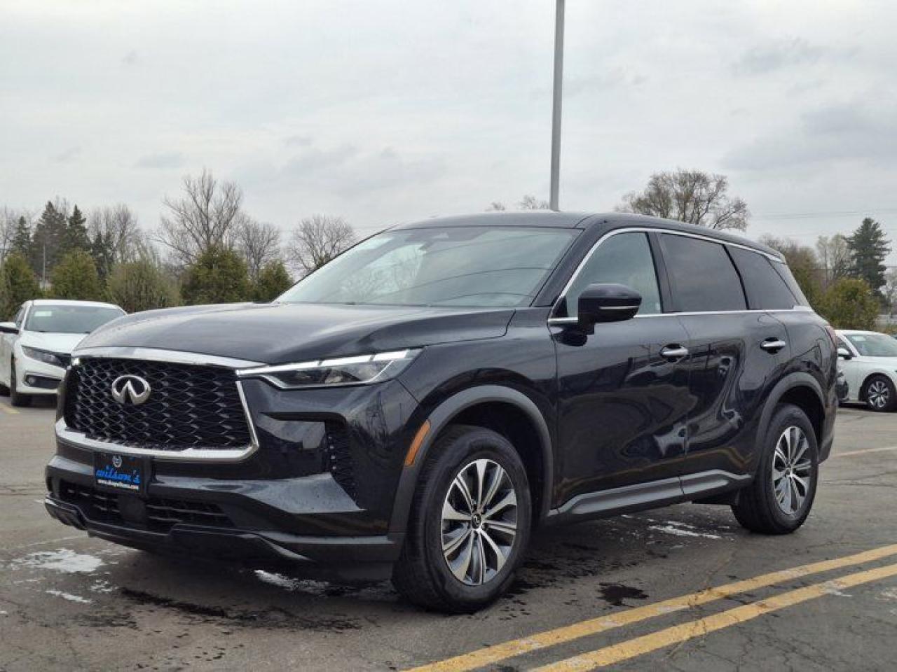 Used 2023 Infiniti QX60 PURE AWD | Leather | Sunroof | Heated Seats | CarPlay + Android | Rear Camer | and More ! for sale in Guelph, ON