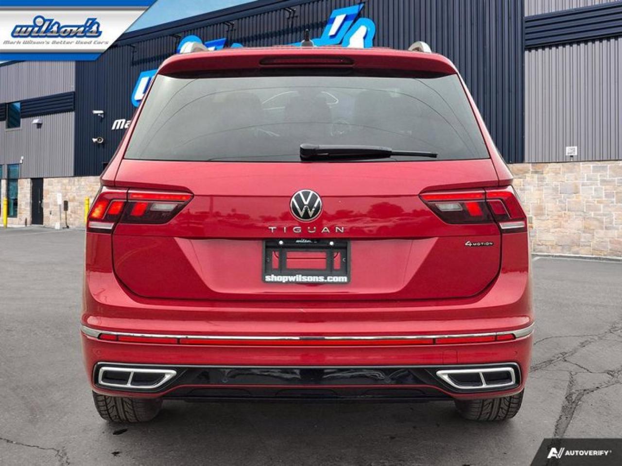 2024 Volkswagen Tiguan Highline R-Line AWD | Leather | Sunroof | Nav | 360 Camera | Fender Audio | and More ! Photo3