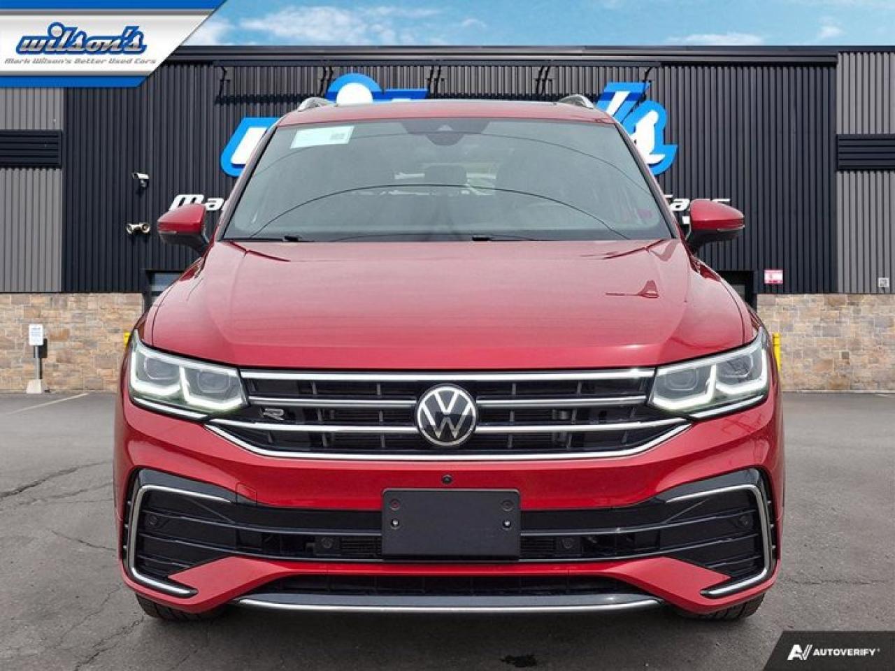 2024 Volkswagen Tiguan Highline R-Line AWD | Leather | Sunroof | Nav | 360 Camera | Fender Audio | and More ! Photo