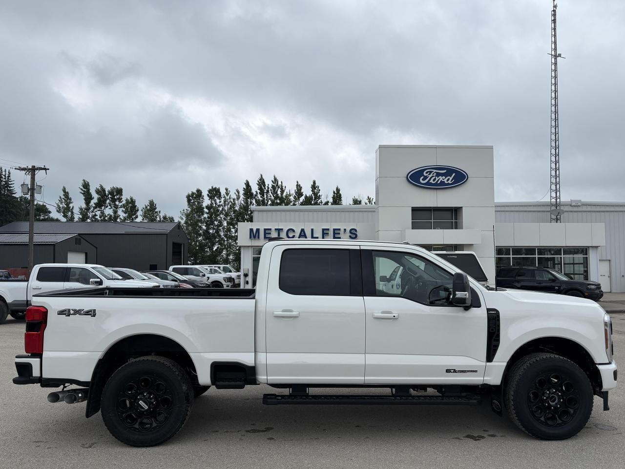 New 2025 Ford F-250 Super Duty SRW LARIAT 4WD CREW CAB 6.75' BOX for sale in Treherne, MB