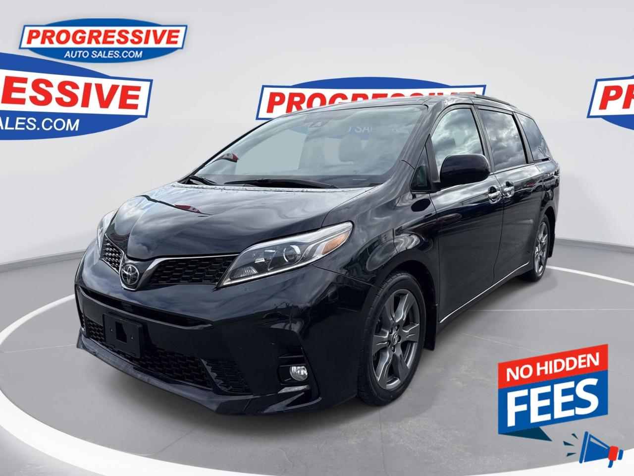 Used 2019 Toyota Sienna SE 8-Passenger - Low Mileage for sale in Sarnia, ON