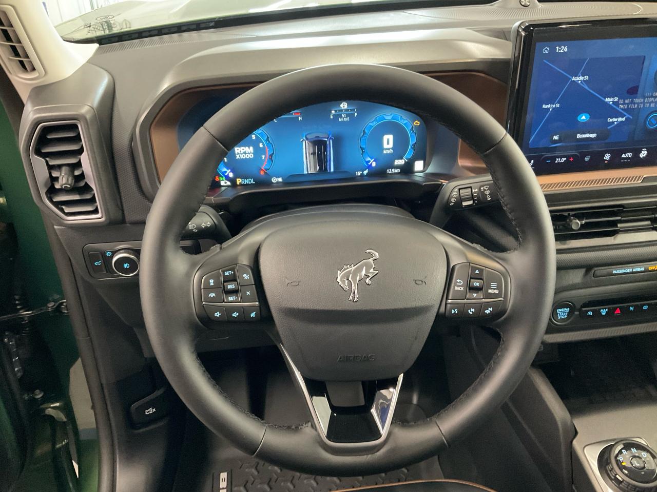 2025 Ford Bronco Sport Outer Banks Photo5