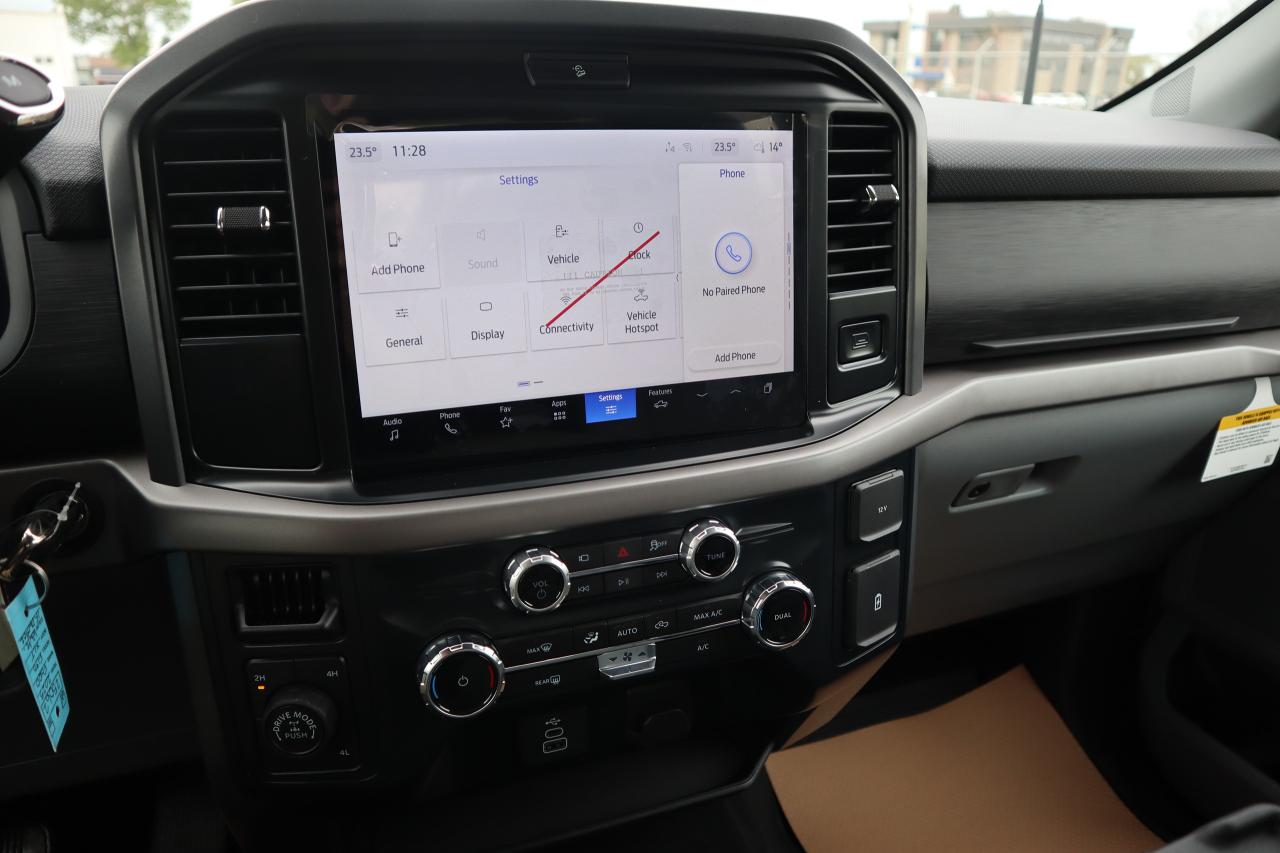 2025 Ford F-150 XLT Photo5